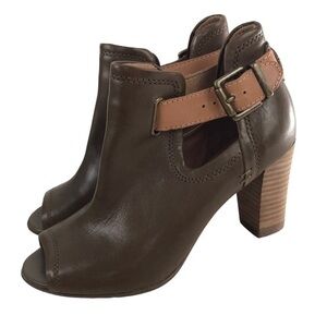 Clarks Brown Ankle Boots with Tan Strap